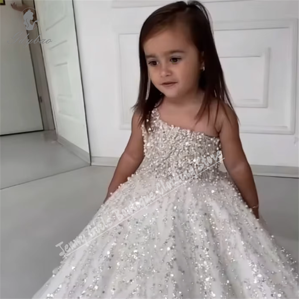 Glitter Beading Fluffy Single  - огляд і ціна Birthday Sash Glitter