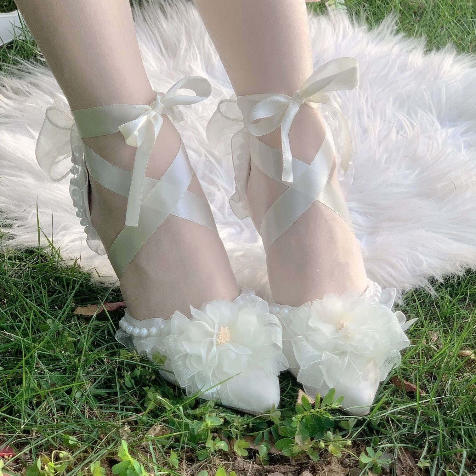 Women Heels Elegant Woman Heel - огляд і ціна Event Suppliers