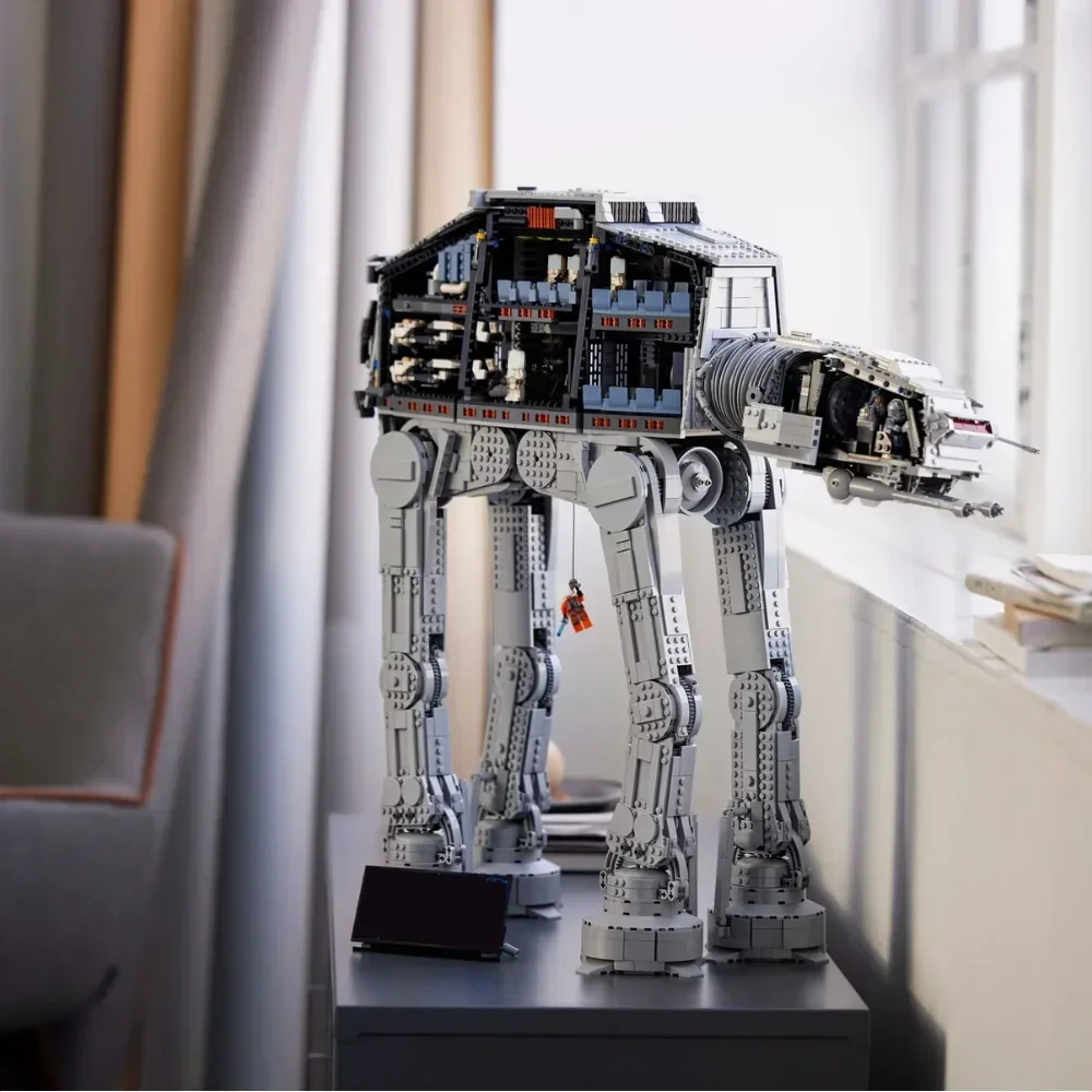 Bandai Launch 75313 Large AT-A - огляд і ціна Event Launch Party